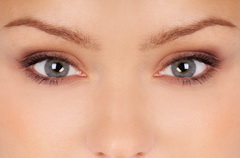 Korekcja powiek (Blepharoplastyka)